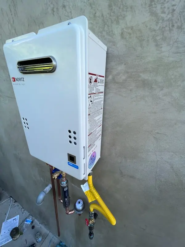 Tankless water heater installation for Llanwellyn homes